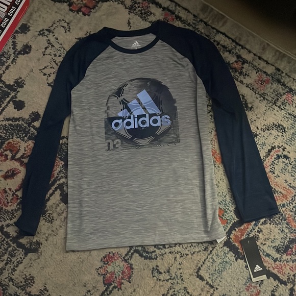 NWT Adidas Long Sleeve Climalite - Picture 2 of 4
